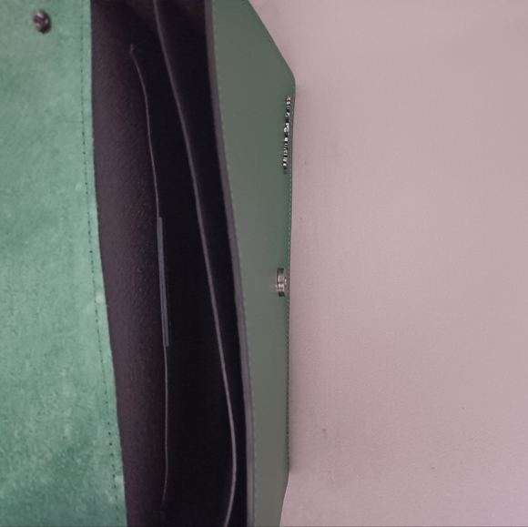 Handbag - Picture 3 of 4